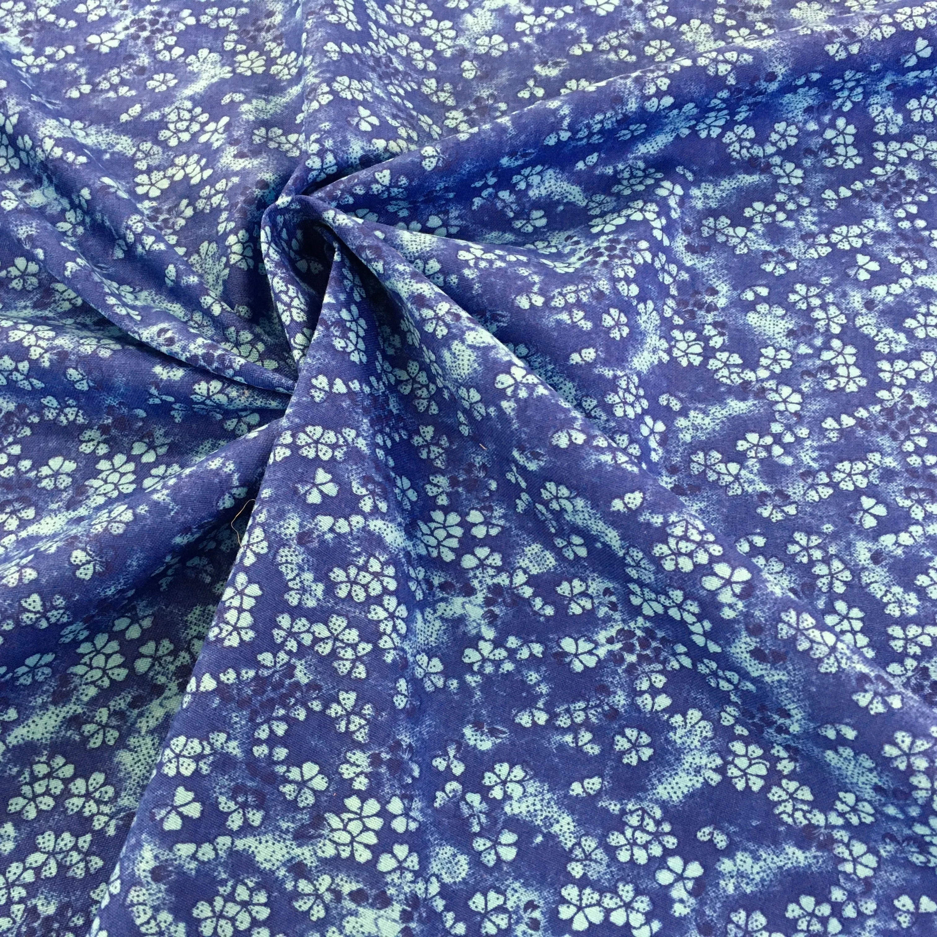 Royal oriental flower print